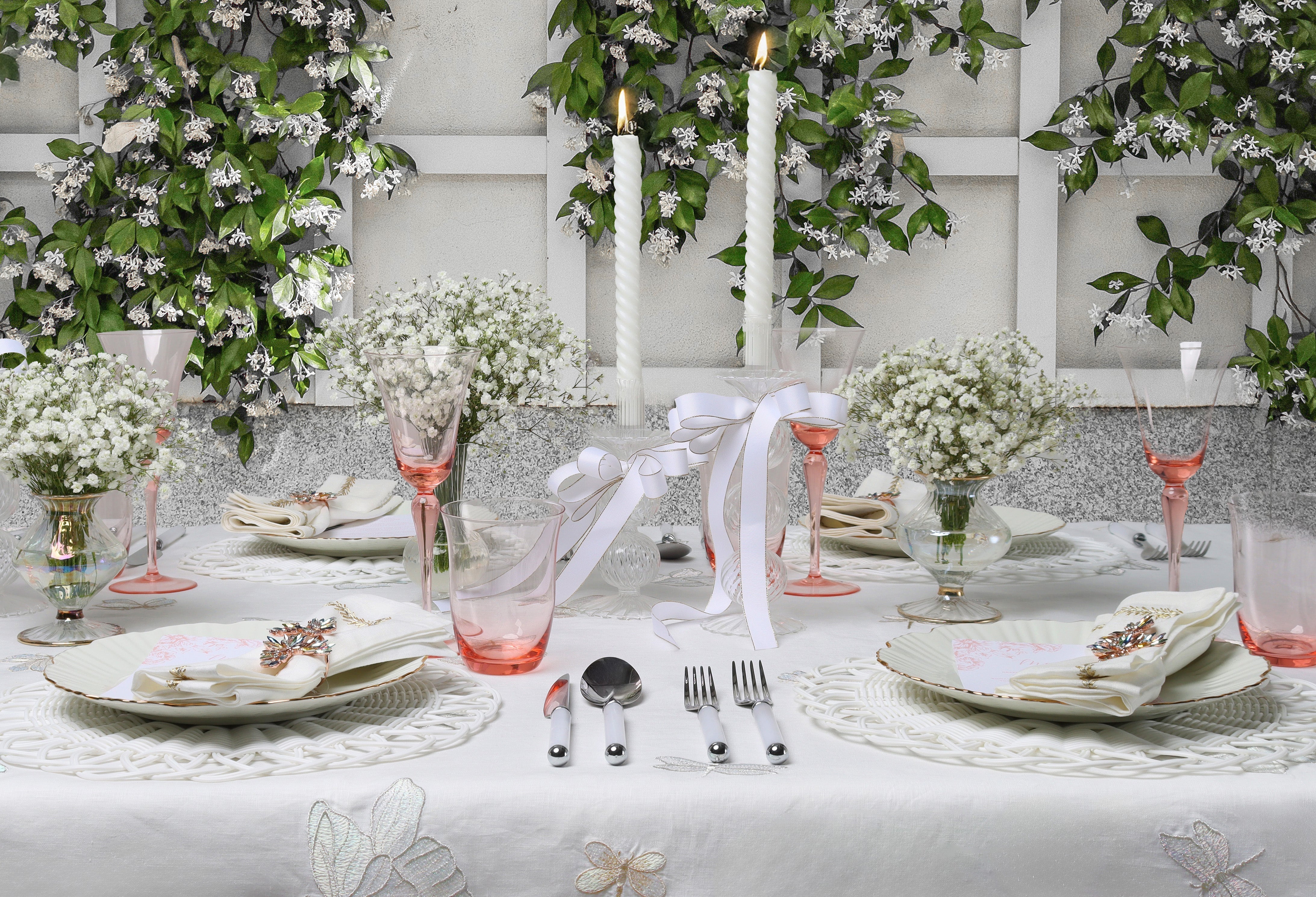 8 Stunning Bridal Shower Table Setting Ideas