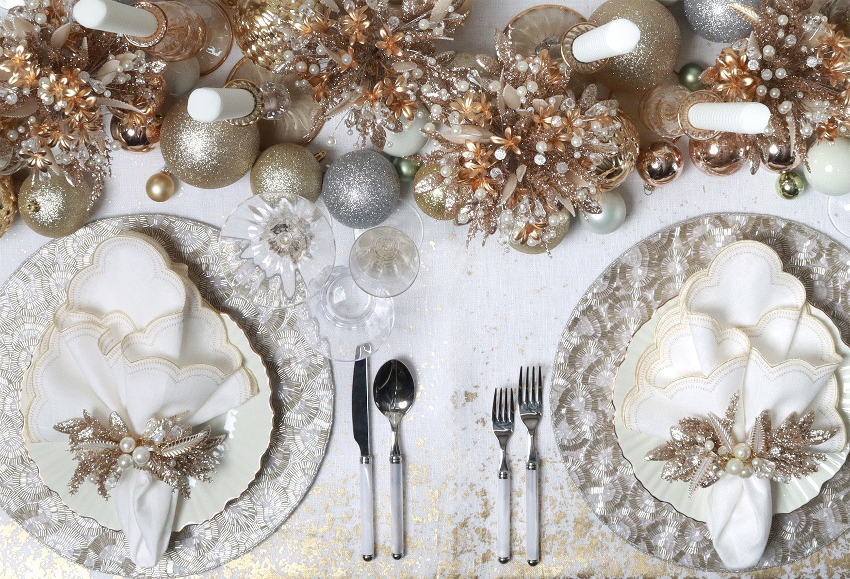 Mixing Metallics: Gold & Silver Table Setting Ideas By Kim Seybert