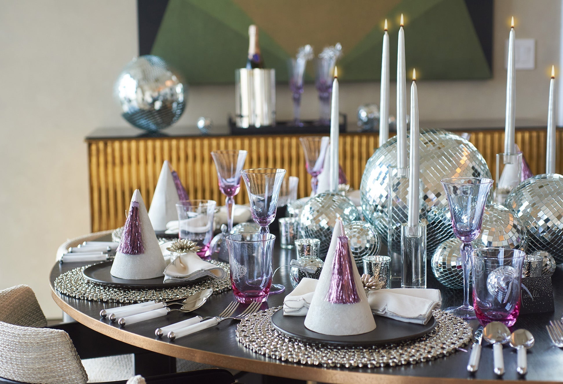 Luxurious New Year Party Tableware & Tablescape Guide