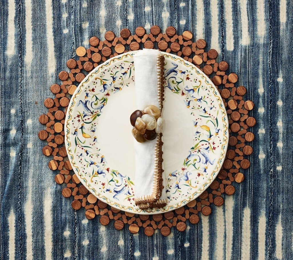 Round Bamboo Placemat in Brown