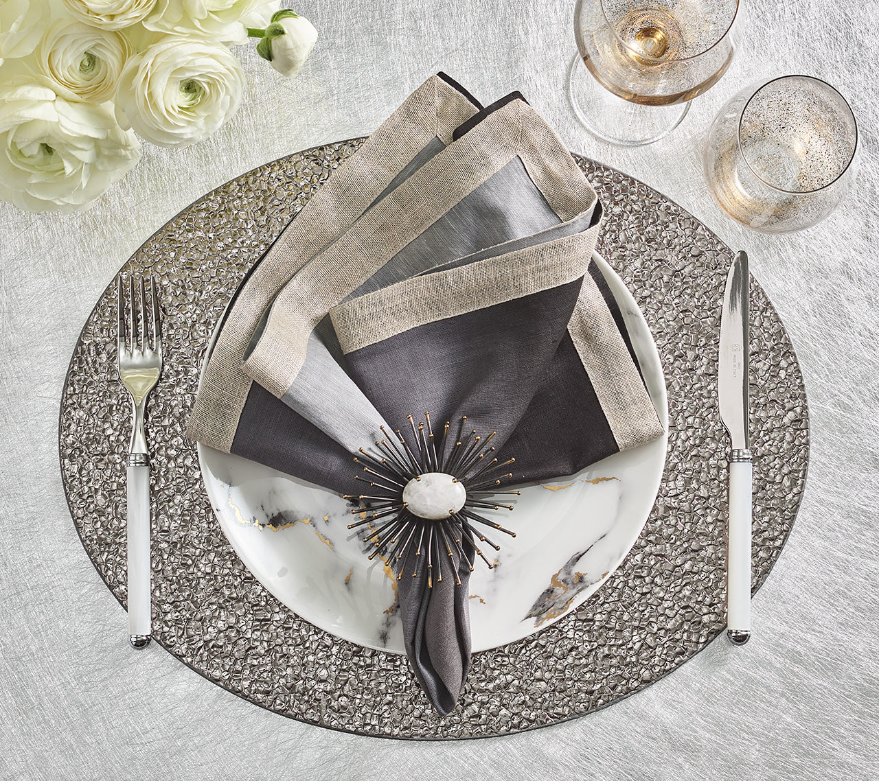 Kim Seybert Luxury Dip Dye Napkin in Gray & Black