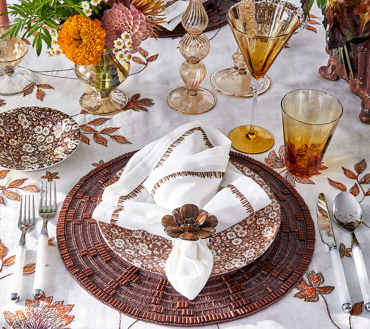 Maple Hues Tablecloth in White & Multi 54x126"