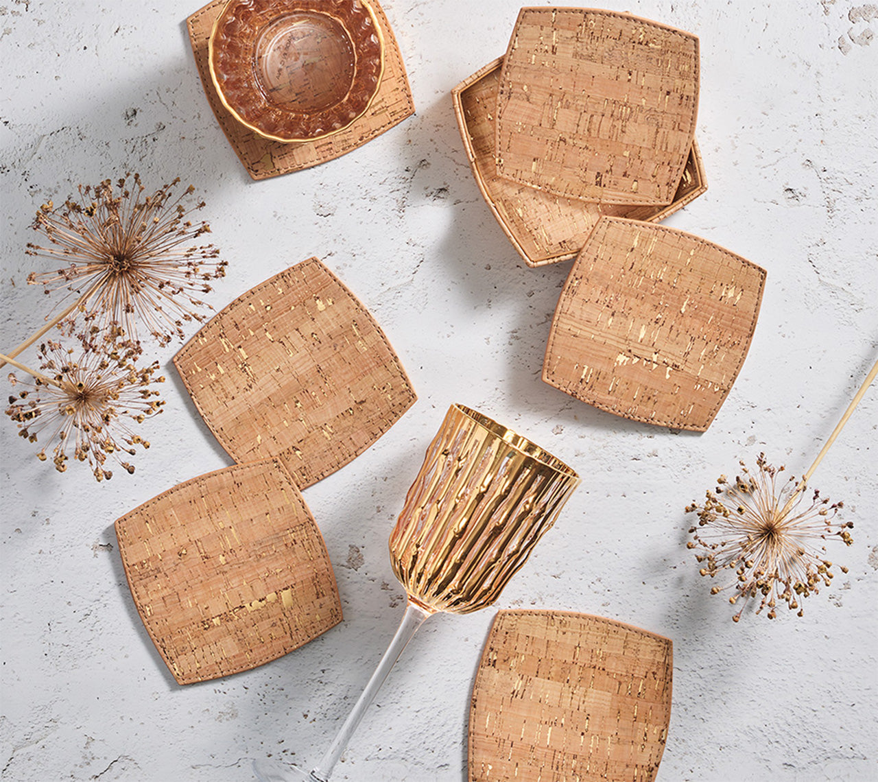 Whistler Coaster in Natural & Gold, Set of 6 in a Caddy