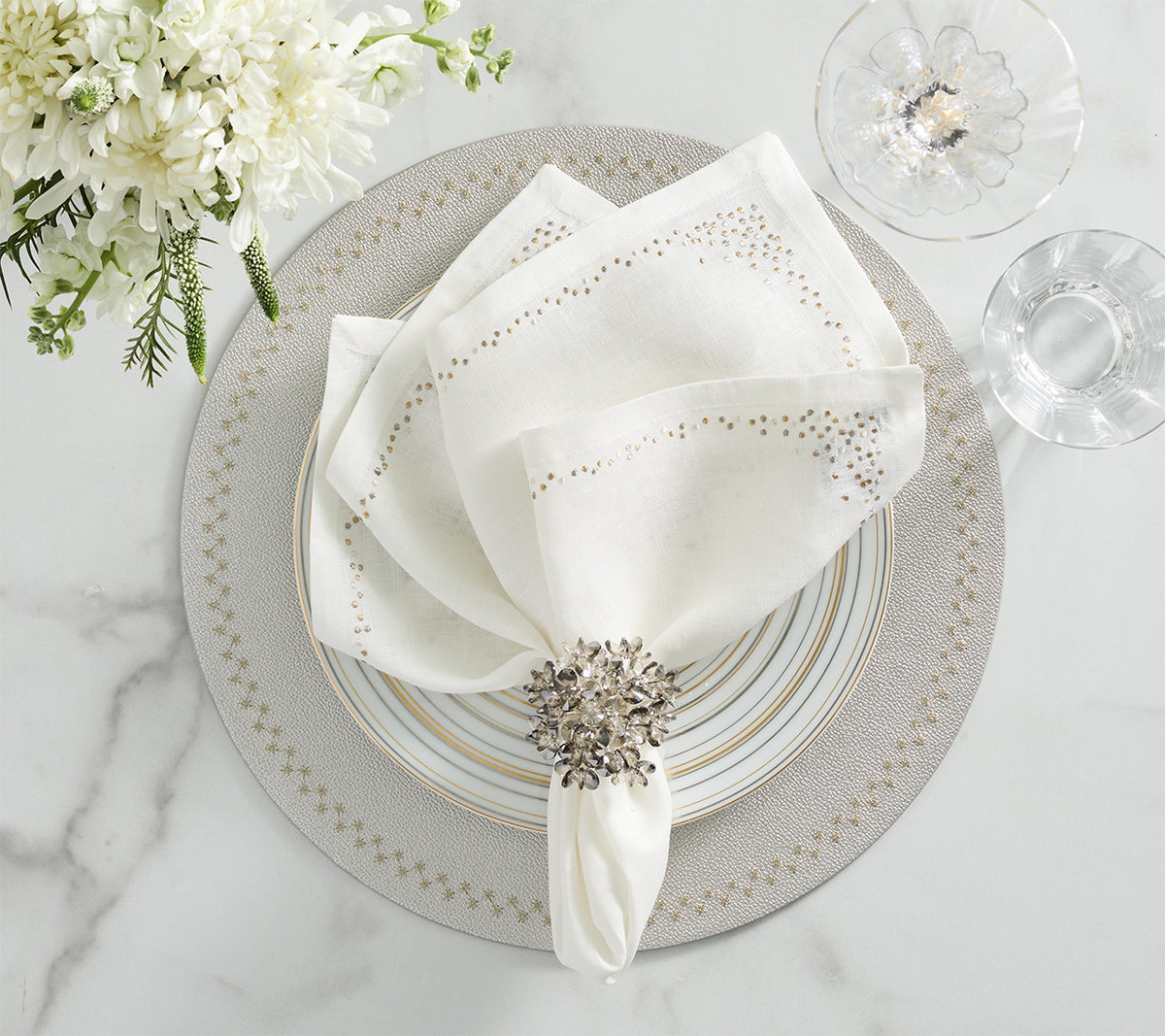 Pin Dot Napkin in White & Gold & Silver, Set of 4