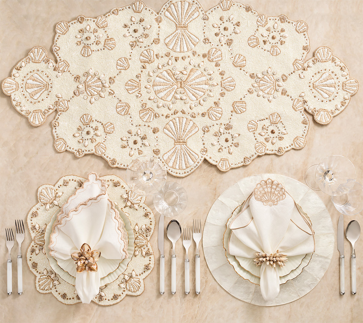 Beachcomber Runner in Natural, Ivory & Gold