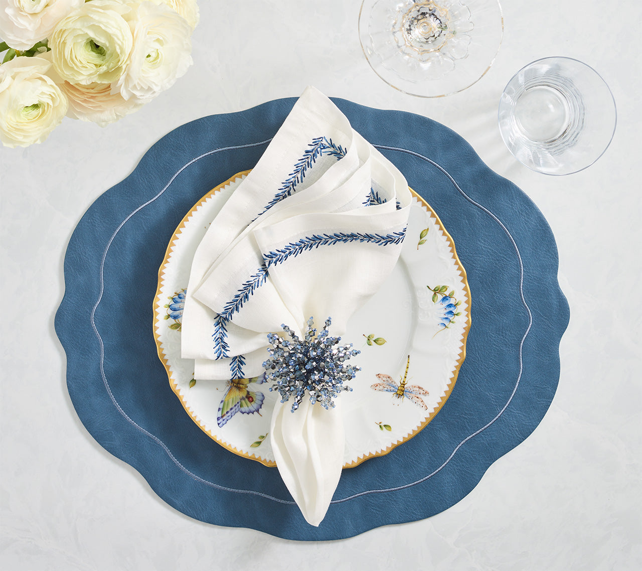 Jardin Napkin in White & Blue, Set of 4