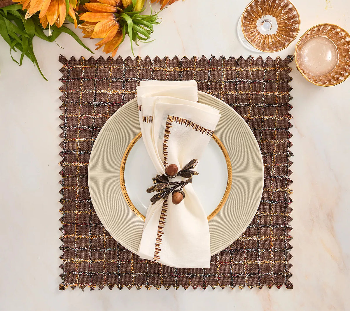 Acorn Napkin Ring in Borwn & Gold, Set of 4