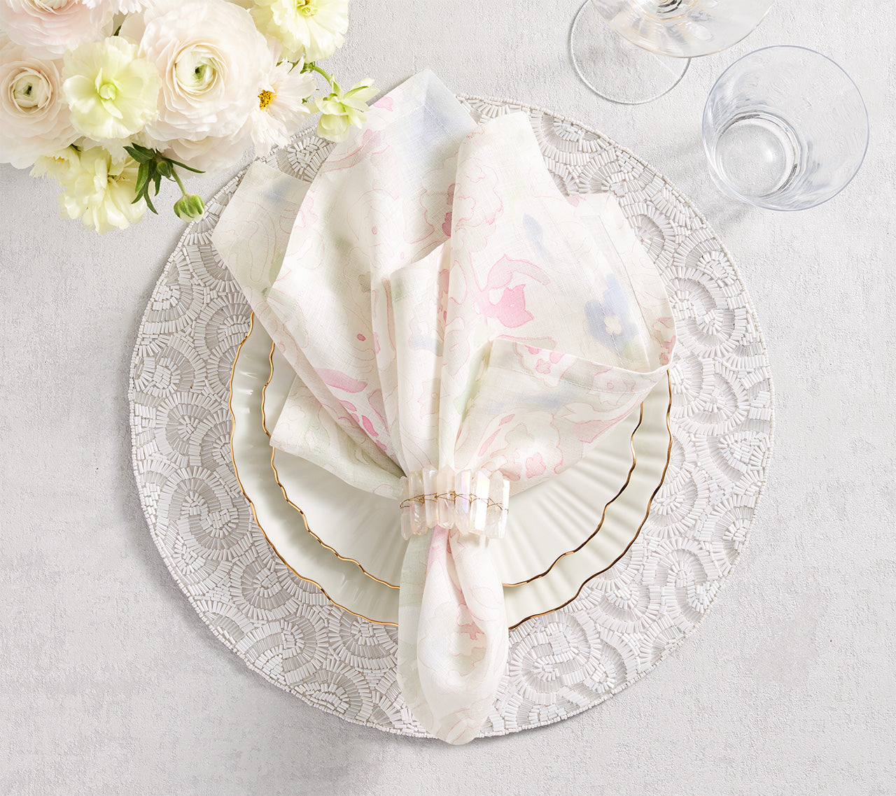 Lune Placemat in White, Set of 2