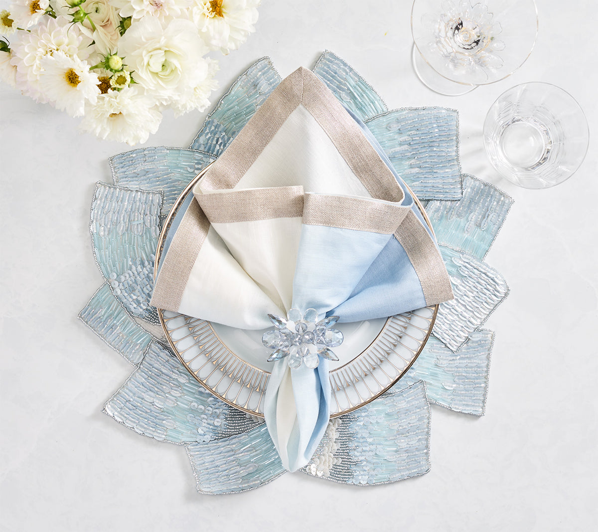 Spectra Napkin Ring in Glacier Blue, Set of 4 in a Gift Box