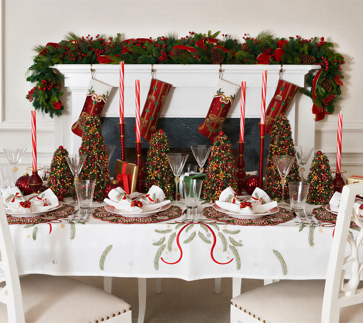 Merry and Bright Tablecloth in White, Red & Green