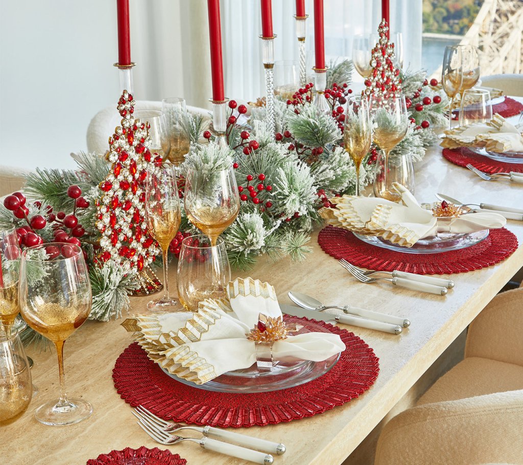 Kim Seybert, Inc.Orion Wine Glass in Gold, Set of 4Glassware