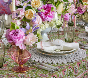Kim Seybert Luxury Scallop Bud Vase in Pink