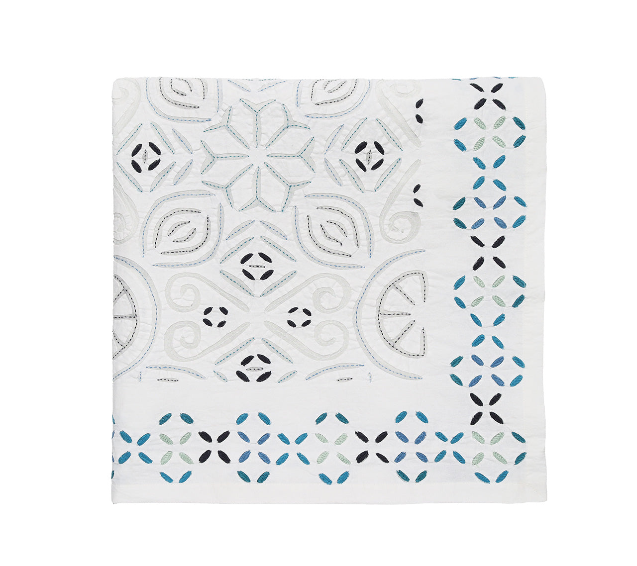 Malta Tablecloth in White & Blue