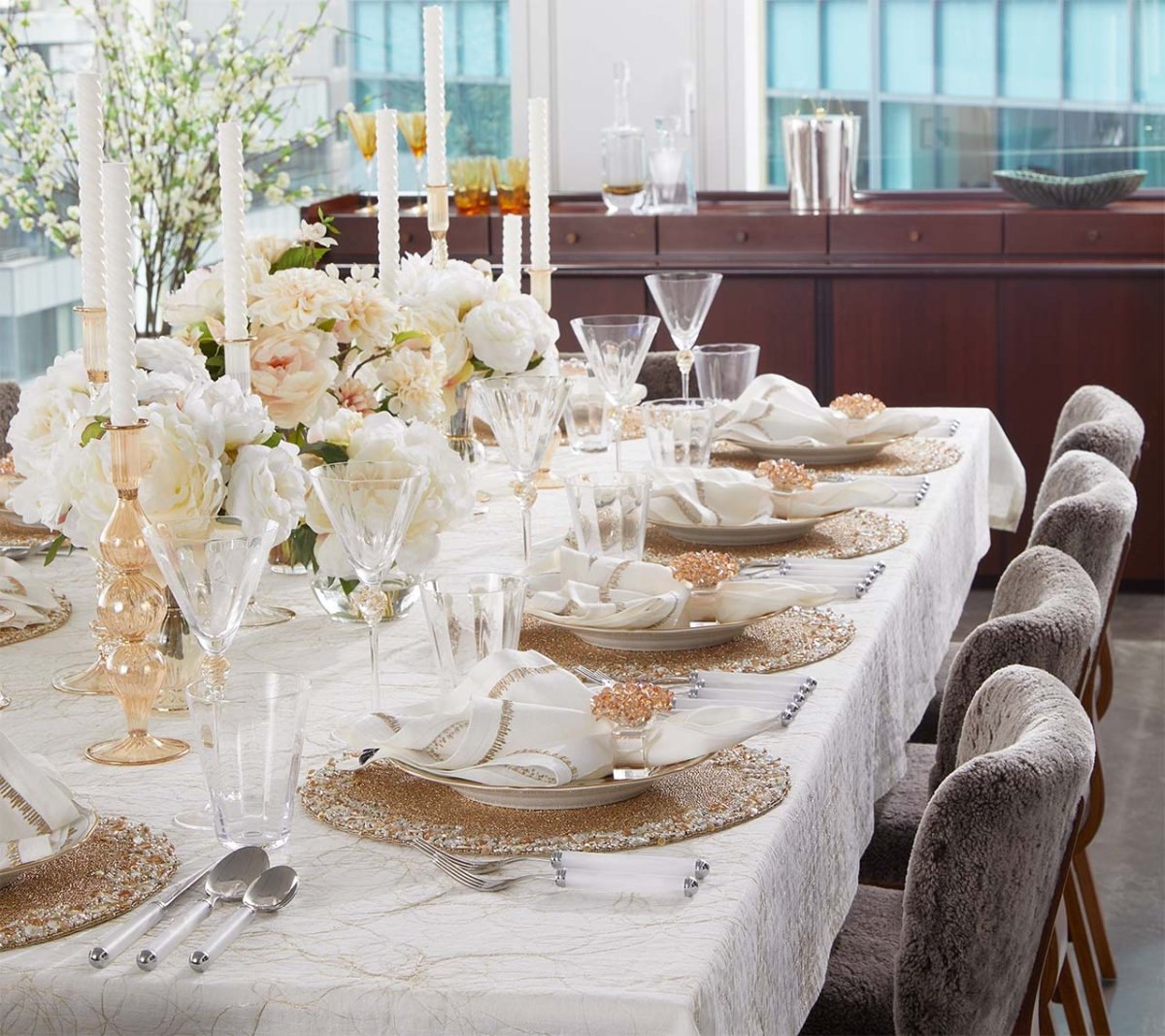 #color_White, Gold & Silver