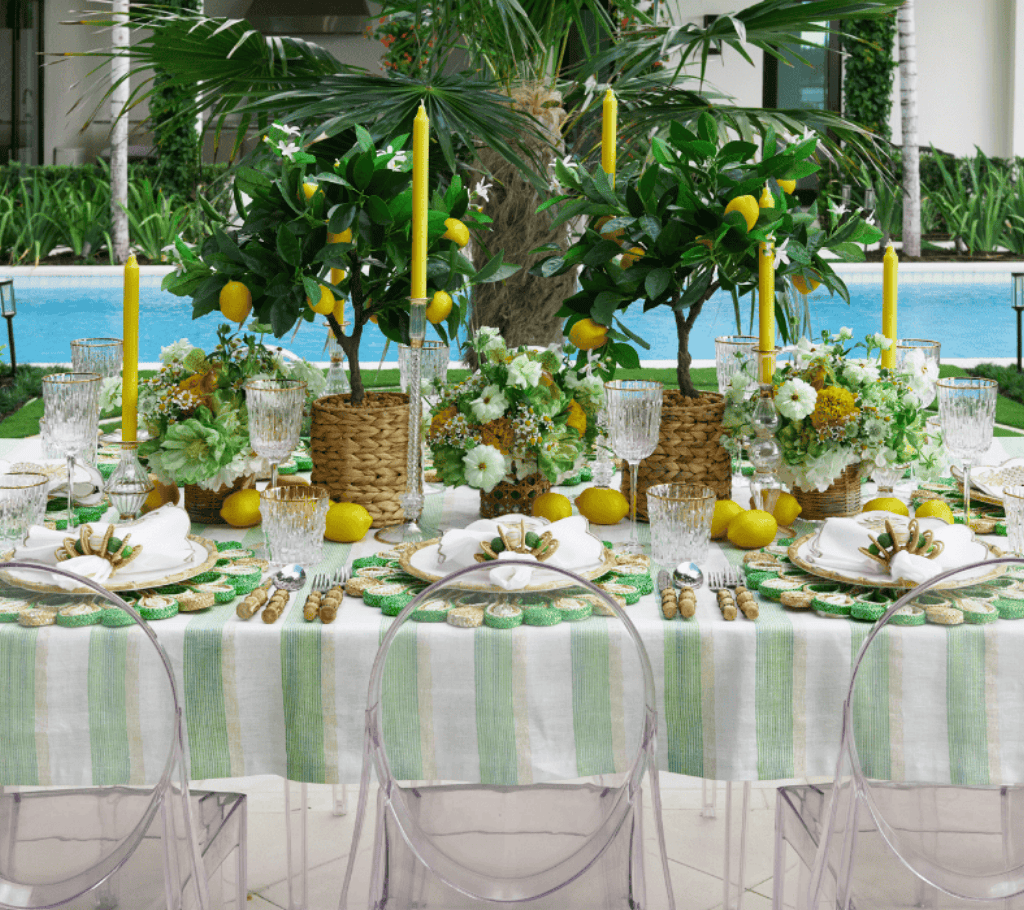 Broad Stripe Tablecloth in Green & White