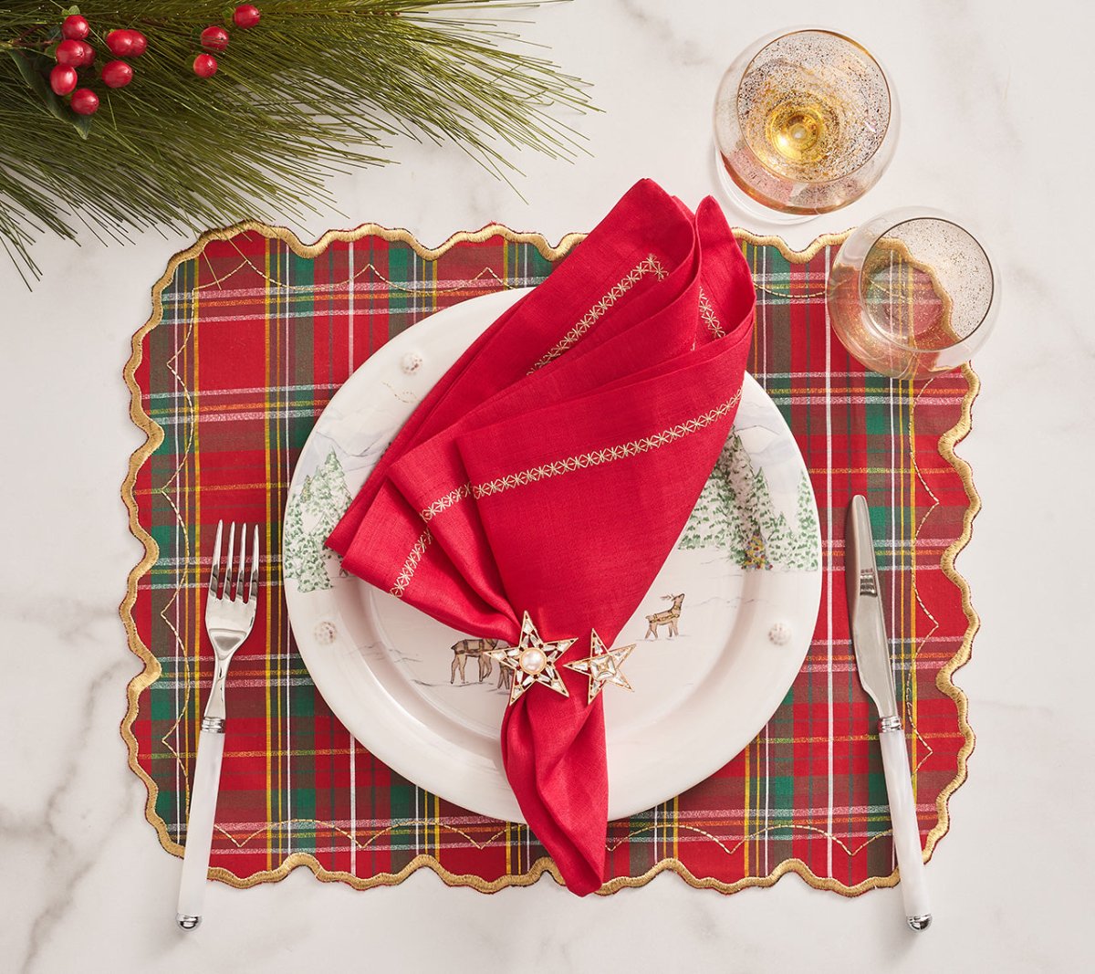 Kim Seybert, Inc.Holiday Threads Placemat in Red, Green & Gold, Set of 4Placemats