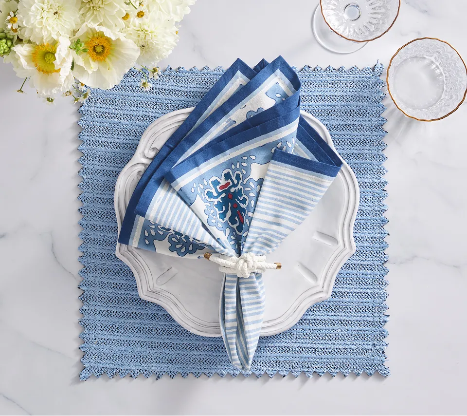 #color_white & blue