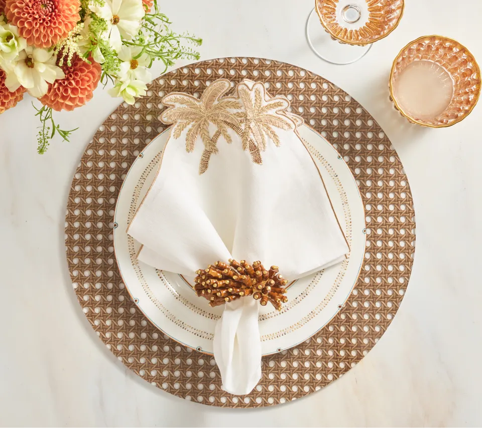 #color_white, natural & gold