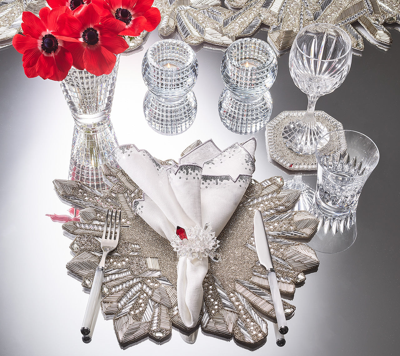 Kim Seybert Luxury Zénith Placemat in Crystal & Silver