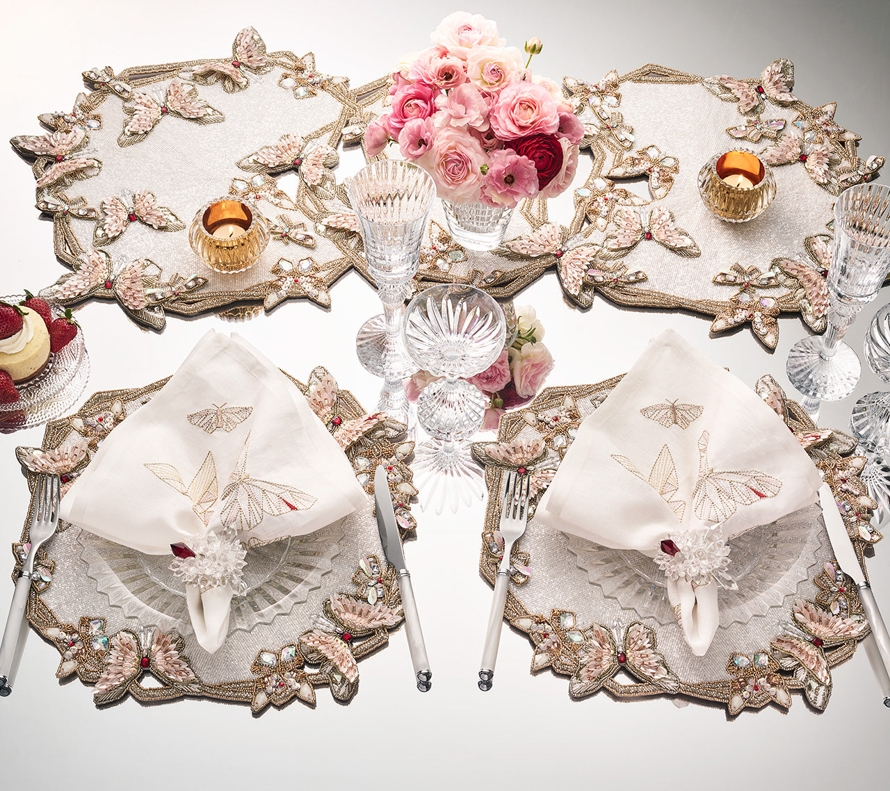 Kim Seybert Luxury Diament Table Runner in White & Blush