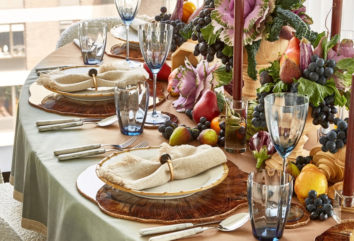 Autumn's Elegance: The Definitive Guide to Fall Placemats and Table Decor - Kim Seybert