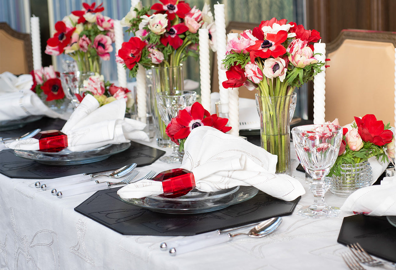 How to Prepare Tulips for a Vase: Step-by-Step Care Guide