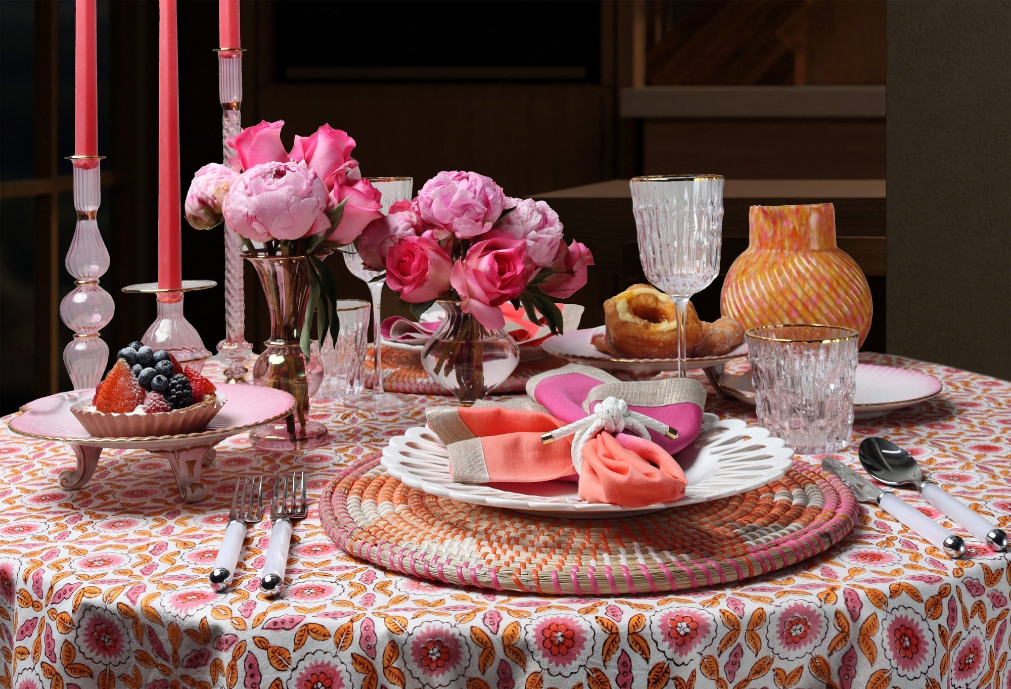 Luxurious Galentine's Day Table Setting Ideas for Unforgettable Celebrations