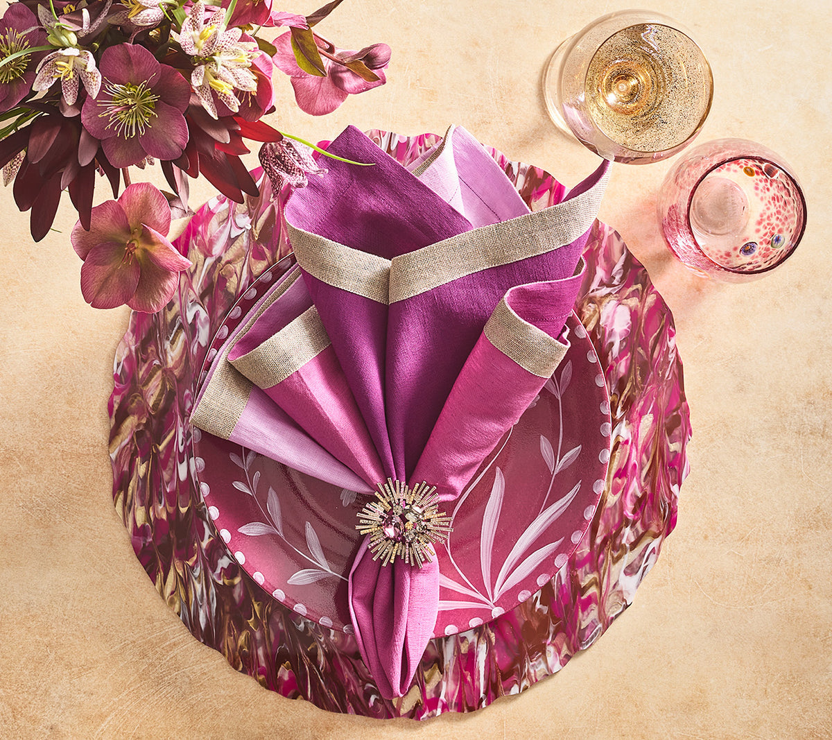 Bijoux Napkin Ring in Plum & Gold, Set of 4 in a Gift Box