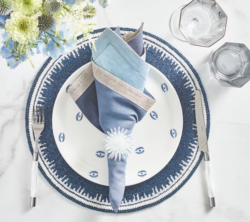 Kim Seybert, Inc.Enamor Placemat in Navy & White, Set of 4Placemats