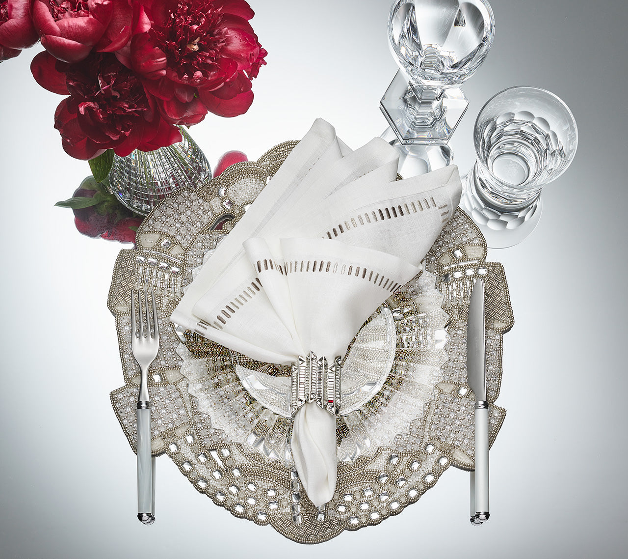 Etoile Napkin Ring in Silver & Crystal, Set of 4 in a Gift Box