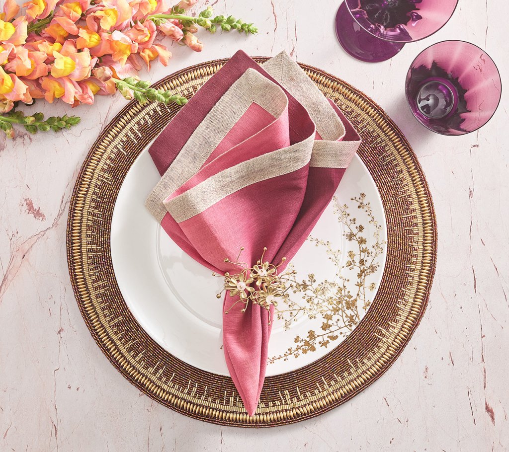 Kim Seybert, Inc.Dip Dye Napkin in Berry & Plum, Set of 4Napkins