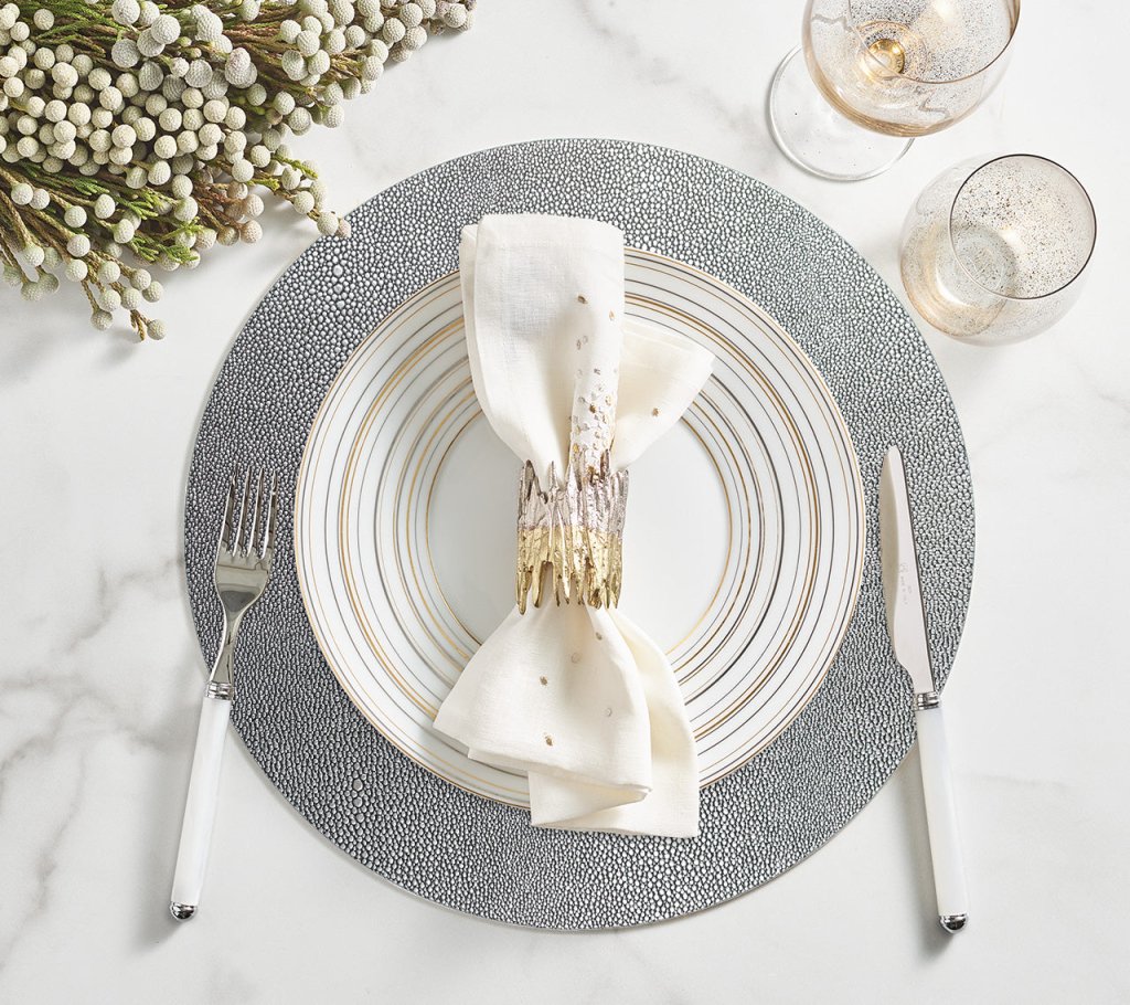 Kim Seybert, Inc.Starburst Napkin in White, Gold & Silver, Set of 4Napkins