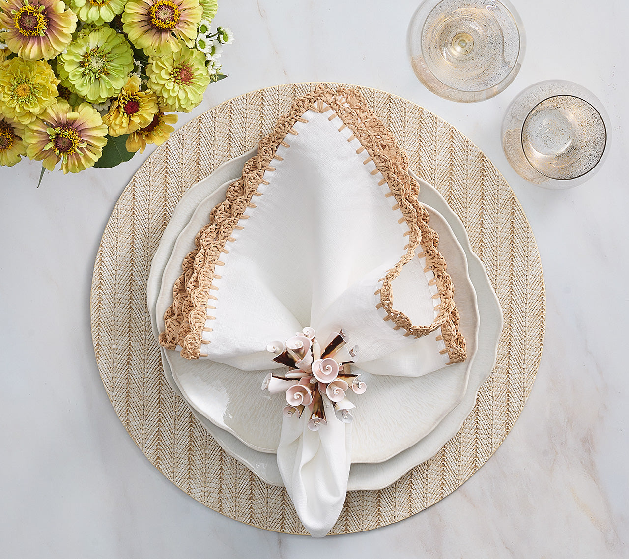 Kim Seybert Luxury Seashell Burst Napkin Ring in Ivory & Natural