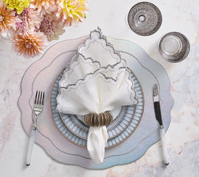 Kim Seybert Luxury Arches Napkin in White & Silver