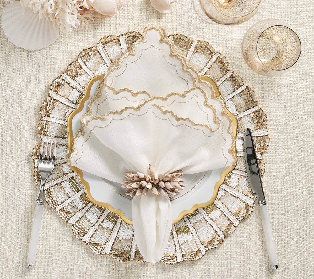 Shell Fringe Napkin Ring in ivory