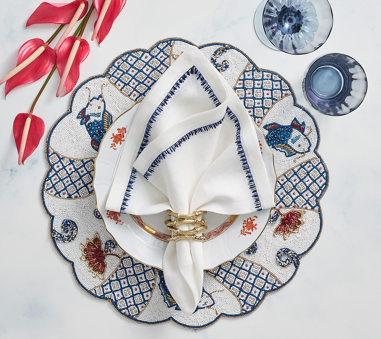 Kim Seybert Luxury Filament Napkin in white & navy