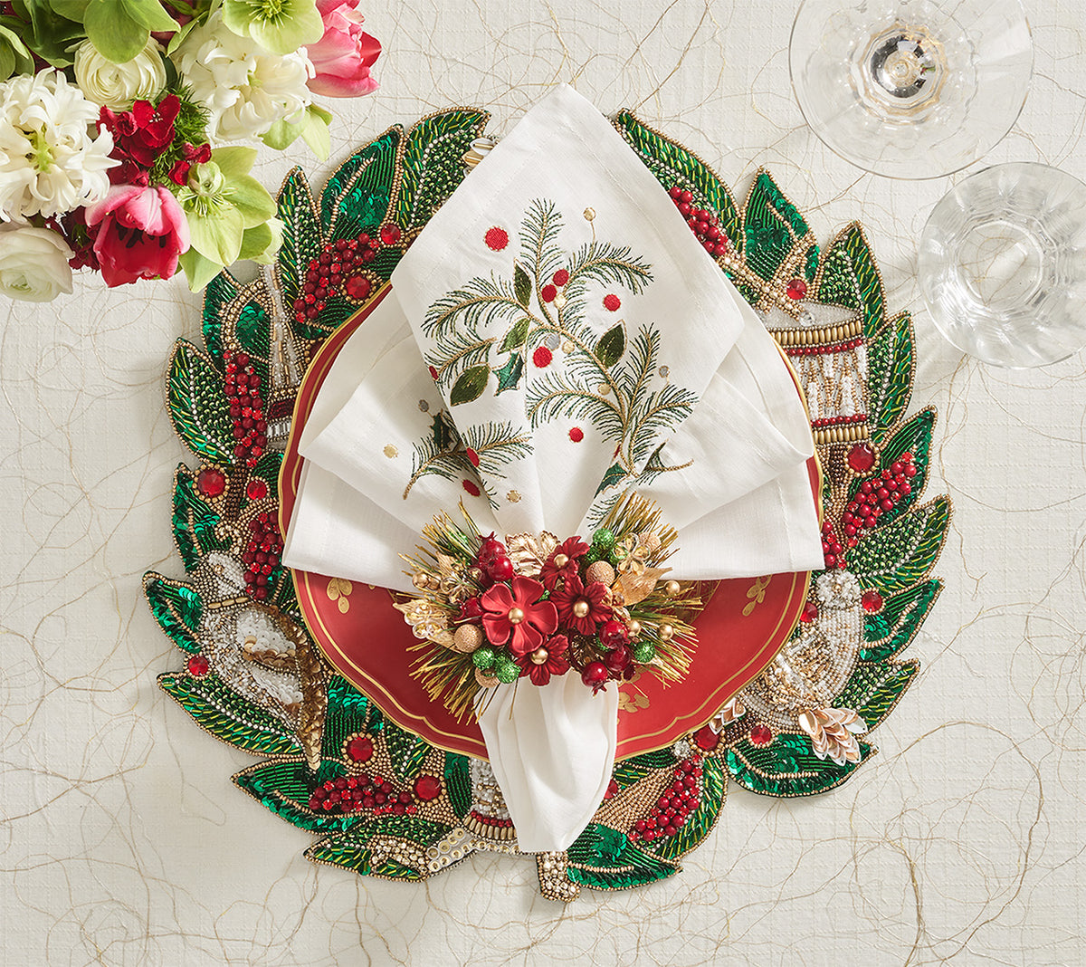 Xmas Carol Napkin in White, Red & Green, Set of 4