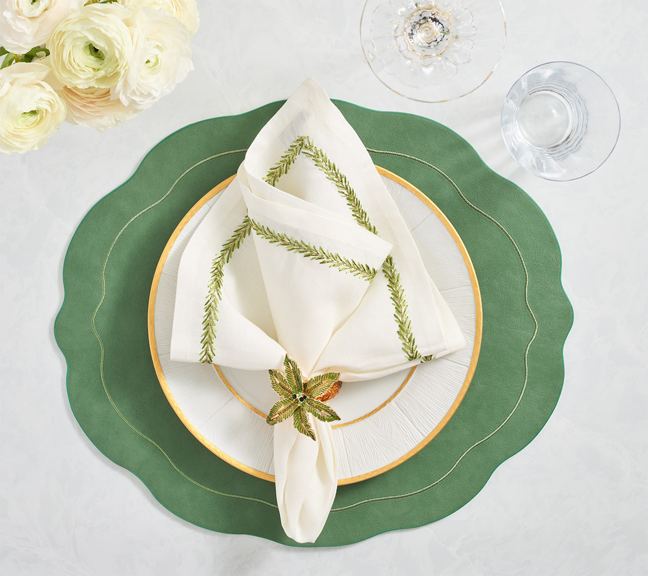 Jardin Napkin in White & Green, Set of 4