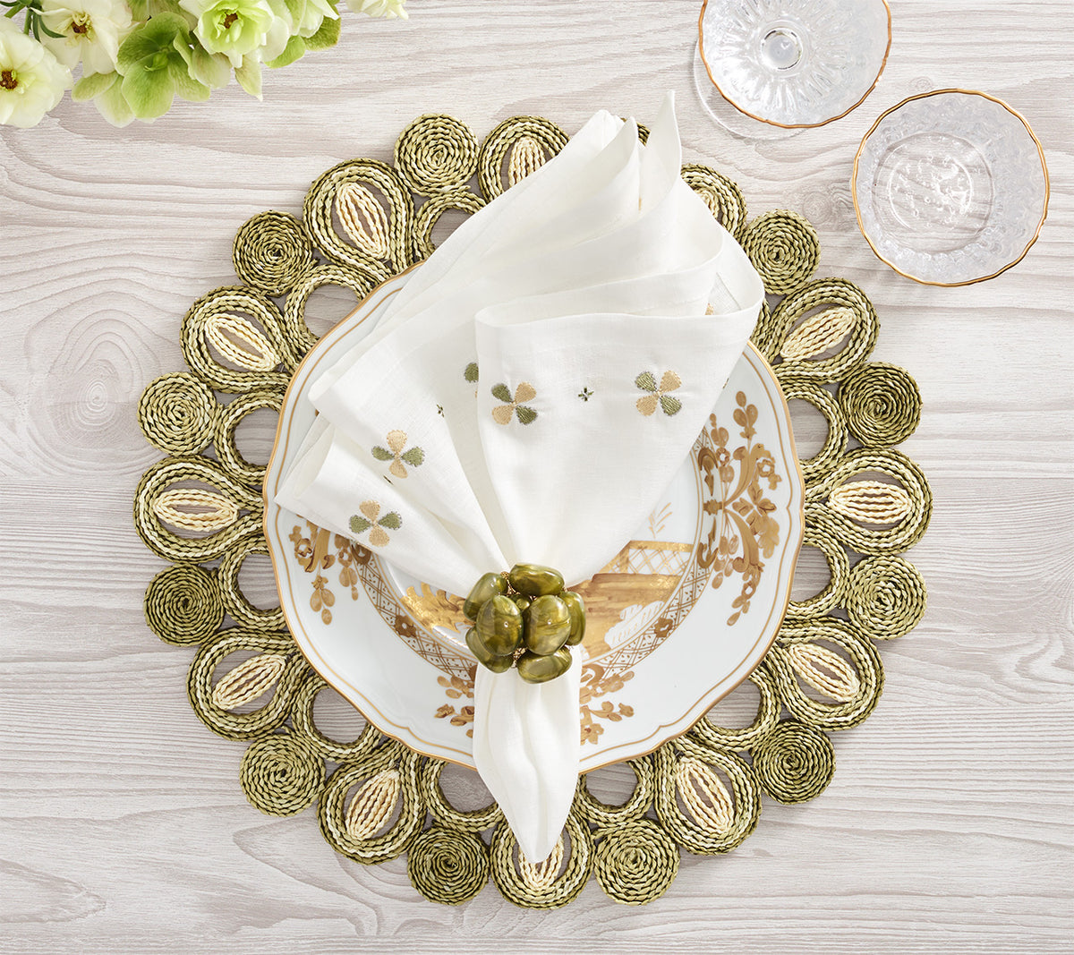 Bonton Napkin Ring in Green & Gold, Set of 4