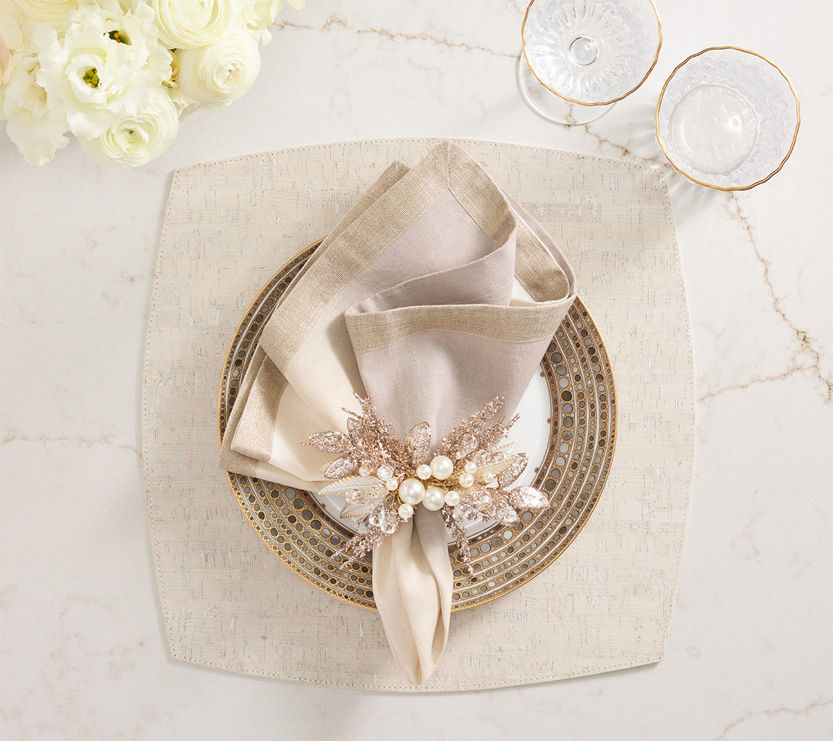 Gilded Spray Napkin Ring in Gold & Silver, Set of 4