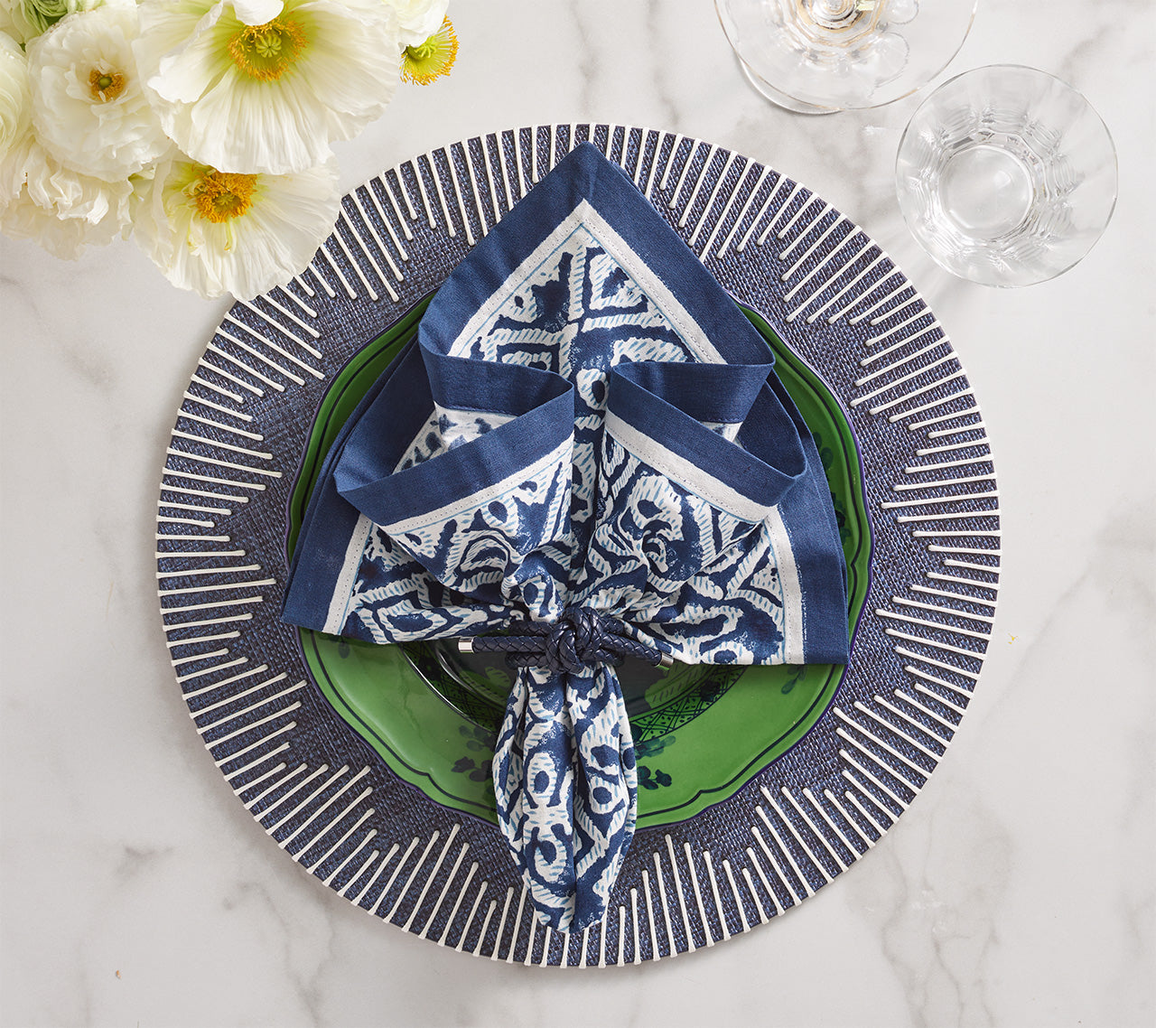 Dream Weaver Placemat in Navy & White, Set of 4