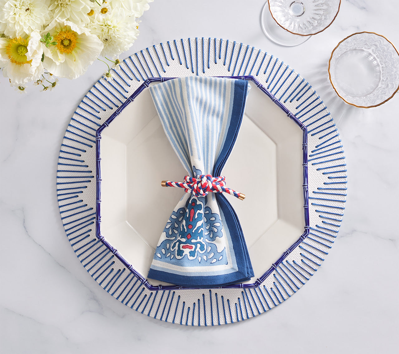 Filigree Napkin in White & Blue, Set of 4