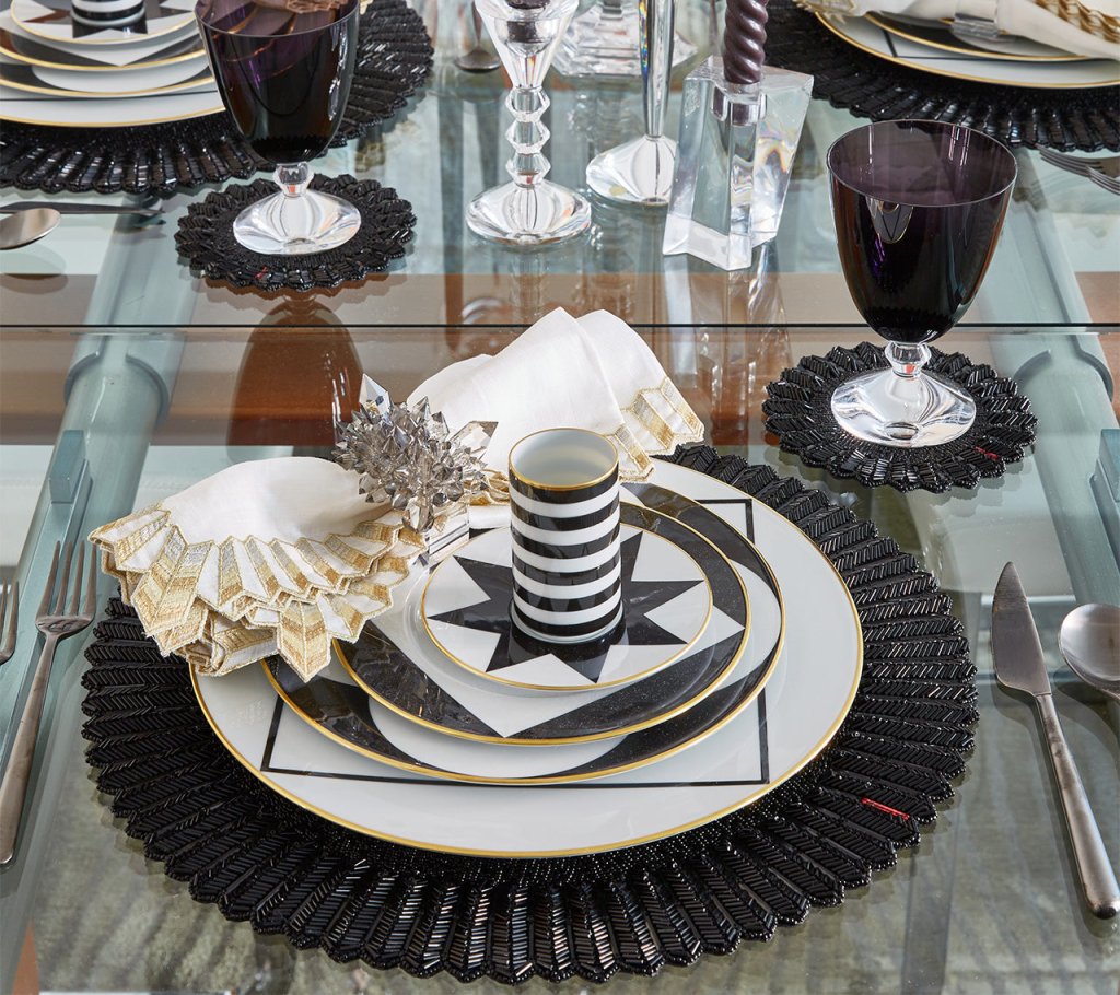 Kim Seybert, Inc.Etoile Placemat in Black, Set of 2 in a Gift BoxPlacemats