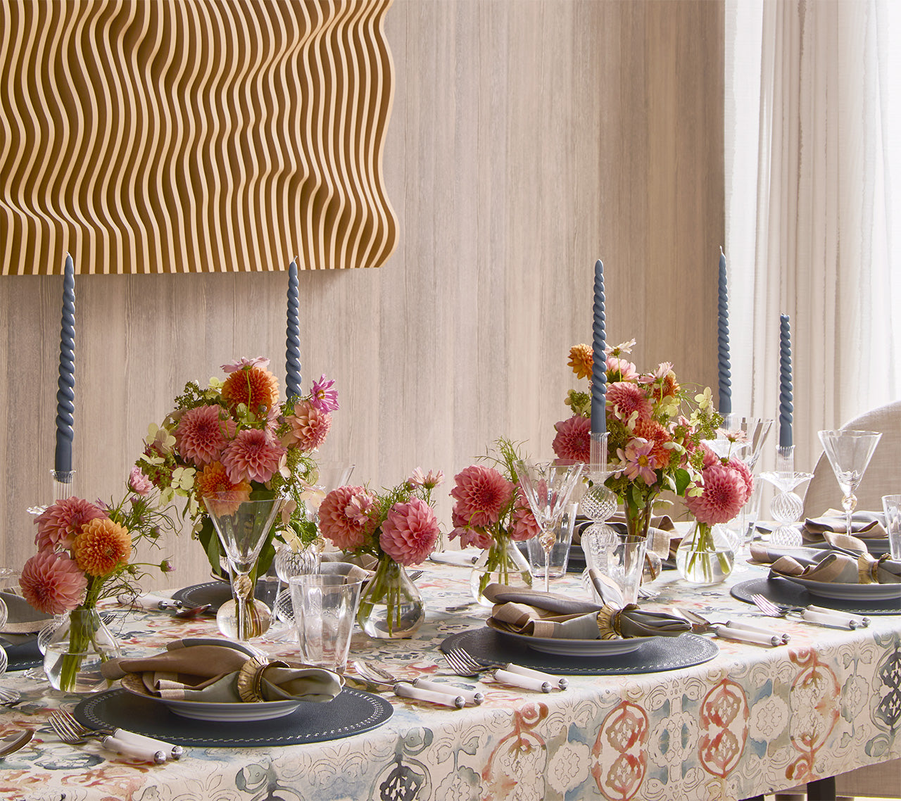 Giverny Tablecloth in Multi