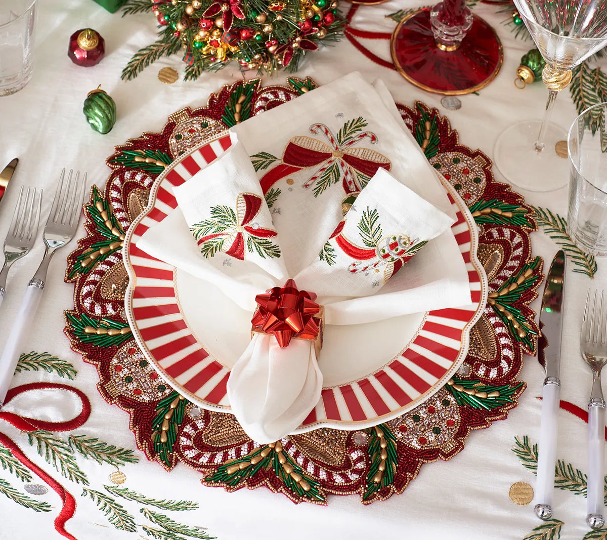 Holiday Bow Napkin Ring in Red & Gold, Set of 4 in a Gift Box