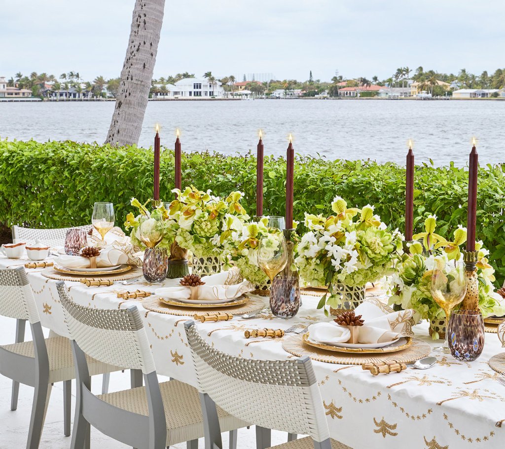 Kim Seybert, Inc.Florette Napkin Ring in Brown, Set of 4Napkin Rings