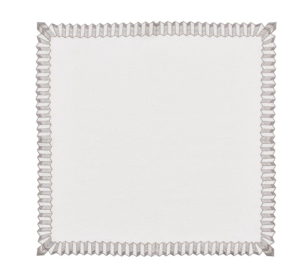 Kim Seybert, Inc.Etoile Napkin in White & Silver, Set of 4 in a Gift BoxNapkins