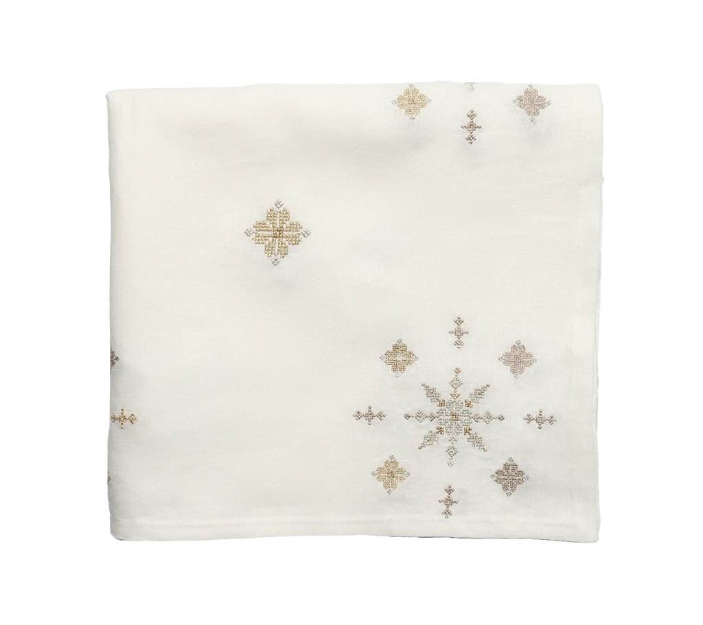 Kim Seybert, Inc.Fez Tablecloth in White, Gold & SilverTablecloths
