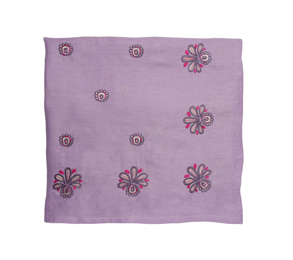 Kim Seybert, Inc.Flores Tablecloth in Lilac & Pink