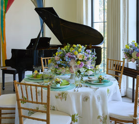 Kim Seybert Luxury Meadow Tablecloth in Multi